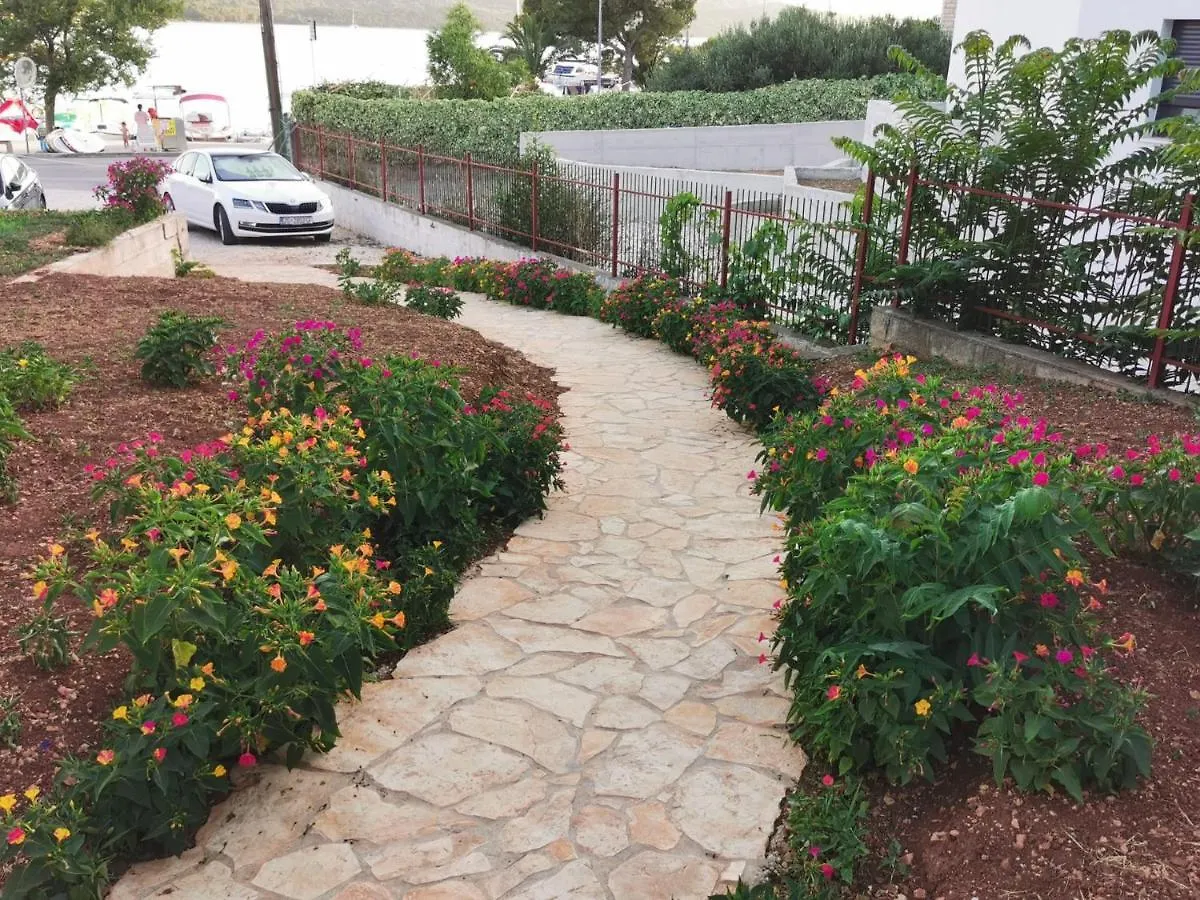 Apartment Apartman Simac Okrug Gornji Trogir